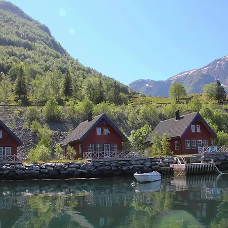 Fjordhytte-7, Im Vestland, Am Maurangerfjord Beim Hardanger, Nahe Trolltunga, Zwischen Odda Und Rosendal Sundal